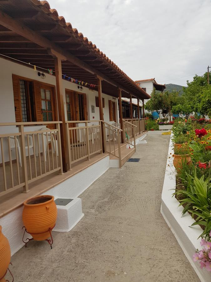 Asimina'S House Aparthotel สเกียธอสทาวน์ ภายนอก รูปภาพ